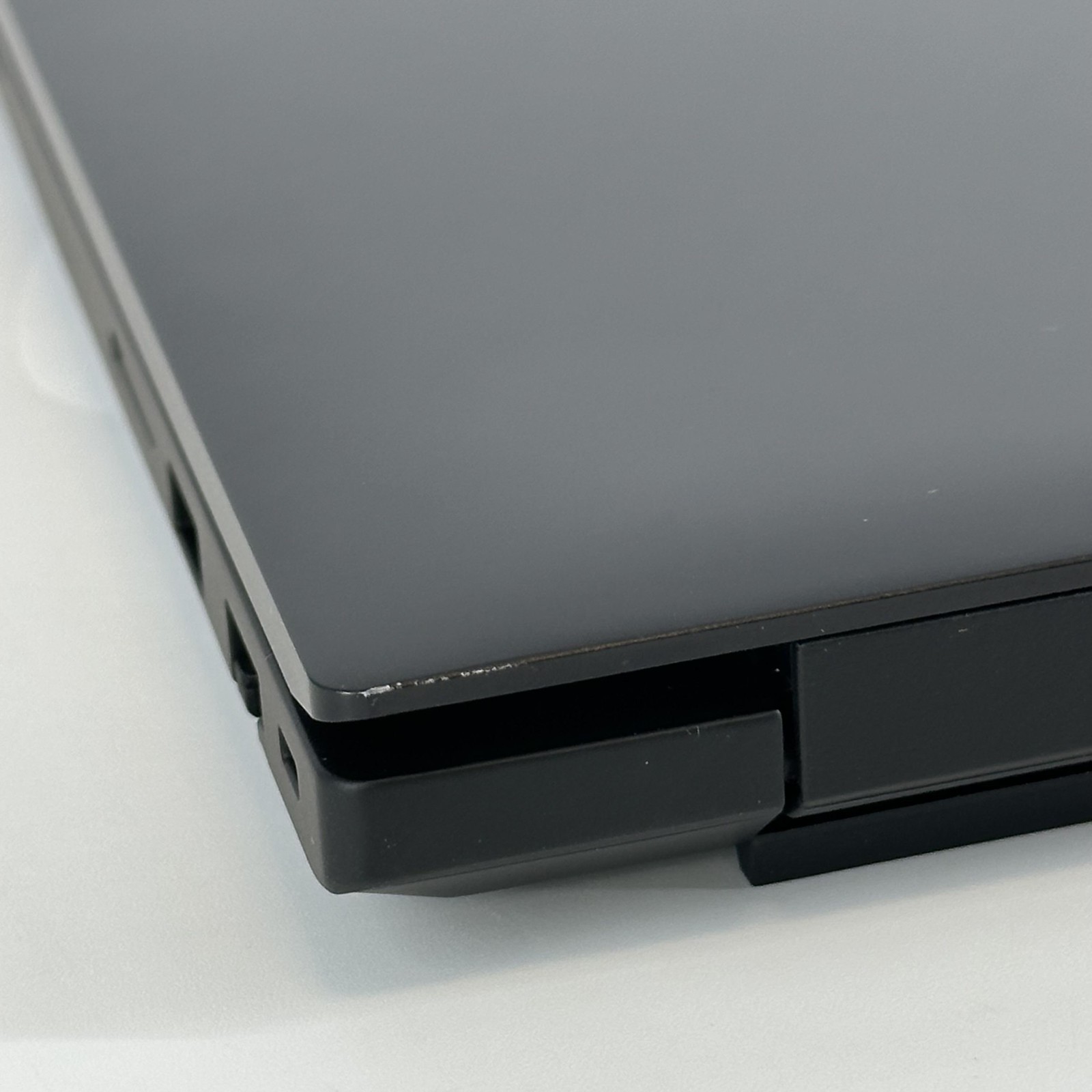Lenovo ThinkPad P16s Gen 3 FHD+ TOUCH 1.4GHz Ultra 7 155H 16GB 512GB RTX 500 Ada