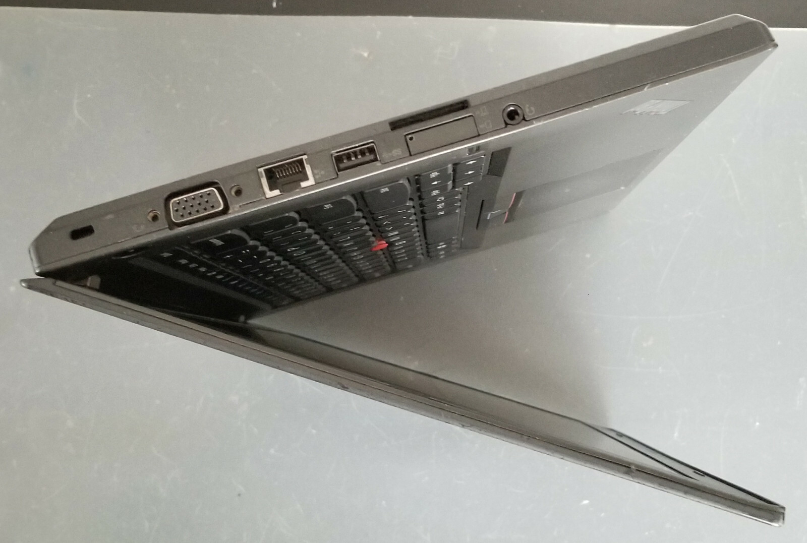Lenovo Thinkpad T450 Laptop 14″ Core i5-5300U 2.3Ghz 8GB RAM, 240GB SSD