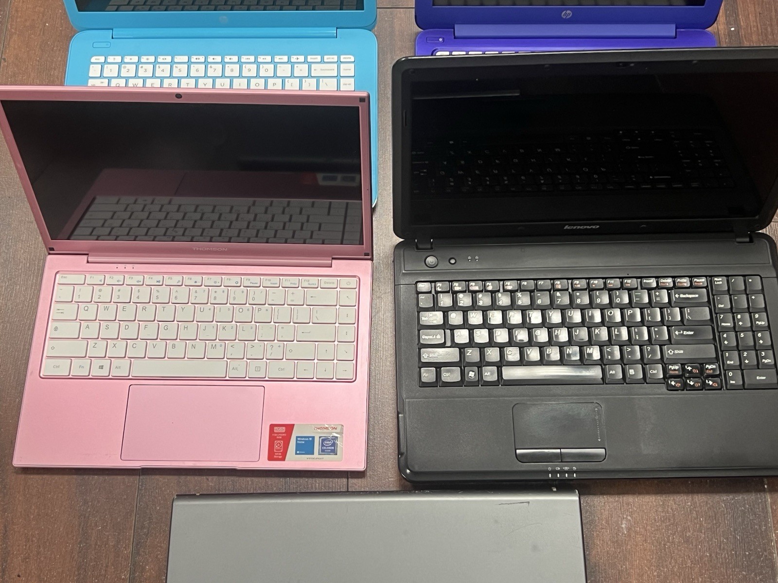 Lot of 5 Mixed Brand Laptops | HP, Lenovo, Gateway, Noswohll | Read Description