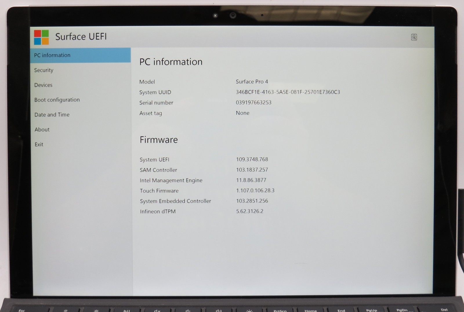 Microsoft Surface Pro 4 i5-6300U@2.4GHz 8GB RAM 12″ 256GB HD No OS/AC