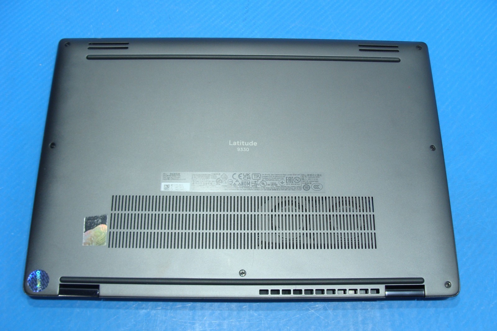 Dell Latitude 9330 13.3″ QHD+ TOUCH i7-1260U max 4.7GHz 16GB 256GB Warranty 2026