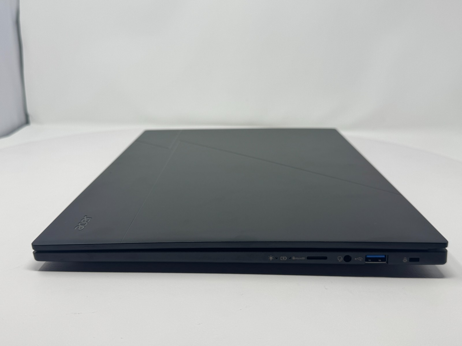 OPEN BOX Acer Swift Go 16 AI Ryzen AI 9 32GB 1TB Touchscreen Laptop Tested