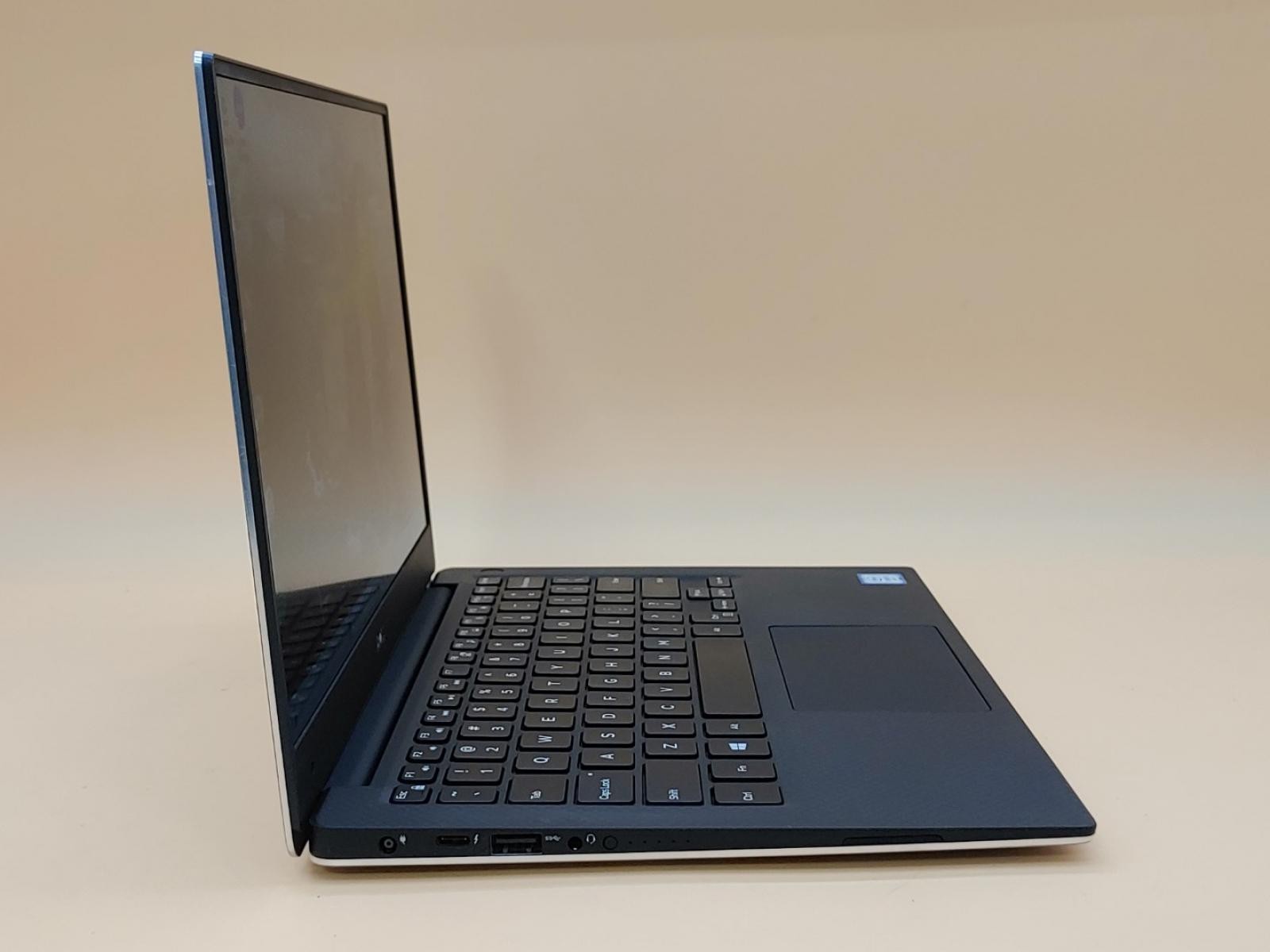 Dell XPS 13 9350 13.3″ Intel i5-6200U✔4GB RAM✔128GB SSD✔Win11✔ *NO A/C* **READ**