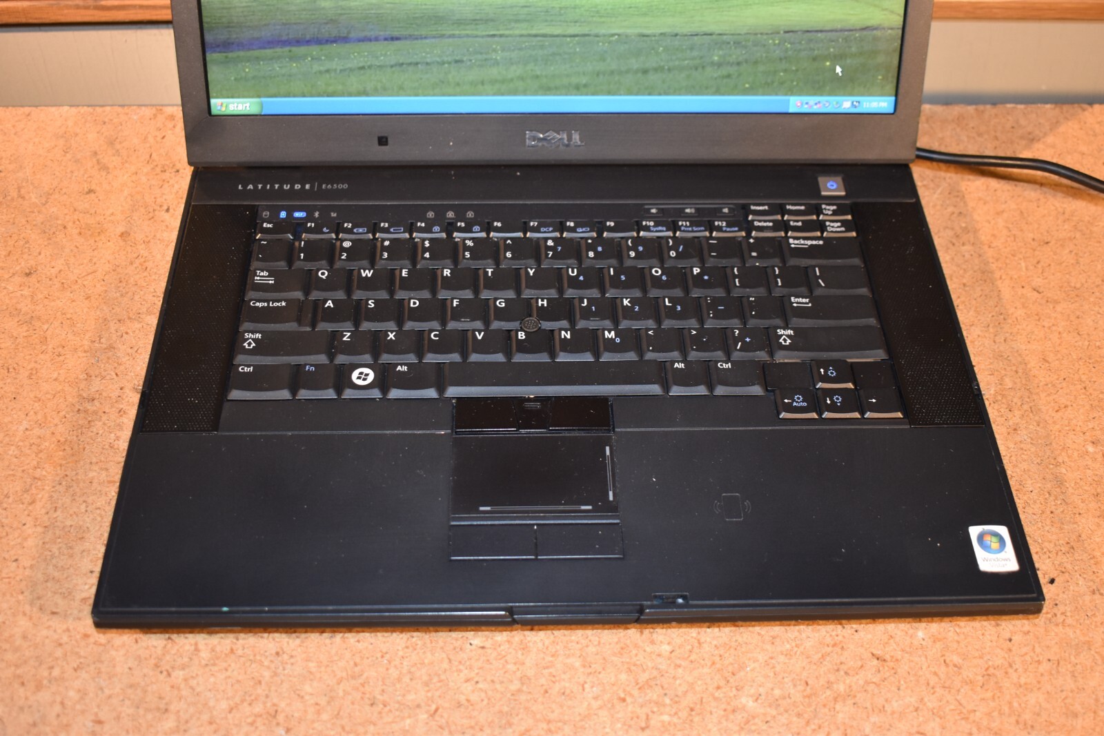 Dell Latitude E6500 Core 2 Duo 2.26GHz 3GB RAM 320GB HDD Windows XP Pro 32-bit