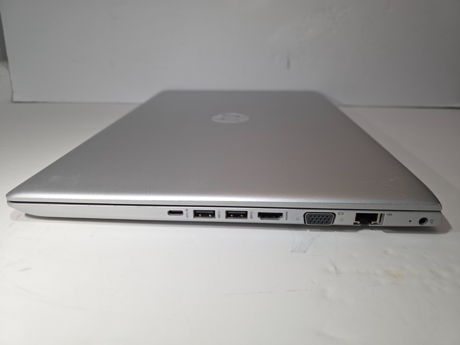 HP ProBook 450 G5 15.6″ / i5-8250U 1.60GHz / 8GB RAM DDR4 / NO SSD / NO CHARGER