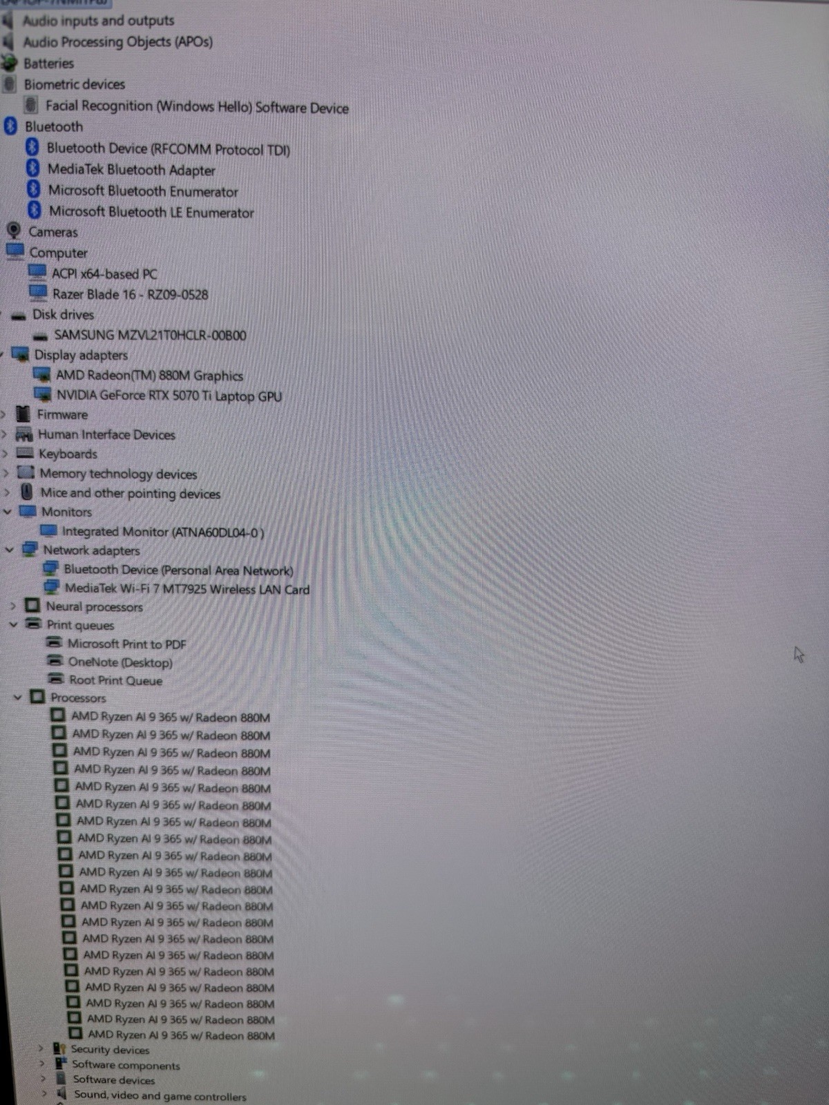 2025 Razer Blade 16:Ryzen AI 9 365-RTX 5070Ti-1TB NVMe-32GB(RZ09-05287EN3)-READ!