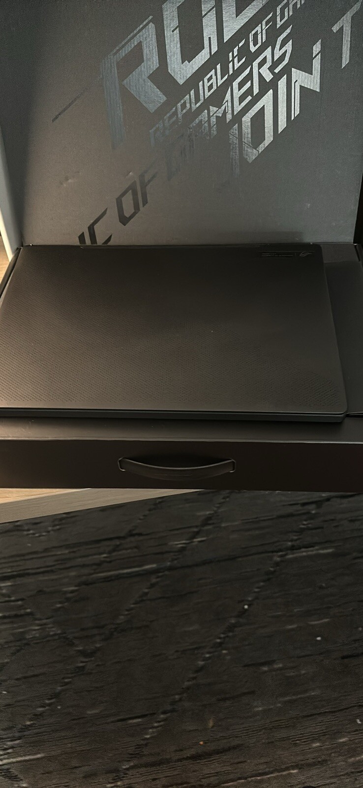 ROG Zephyrs G16 2021 Gaming Laptop