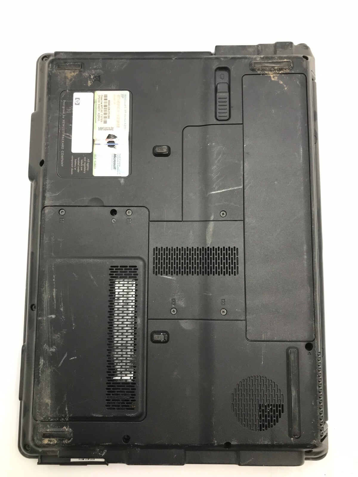 Compaq Presario V3000 14″ AMD Sempron 512Mb RAM NVIDIA GeForce- MZ