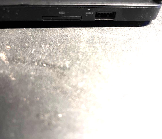 Nice Dell Laptop Linux Mint 8GB Ram, 256GB SSD,Numeric Keyboard, 1 Year Warranty