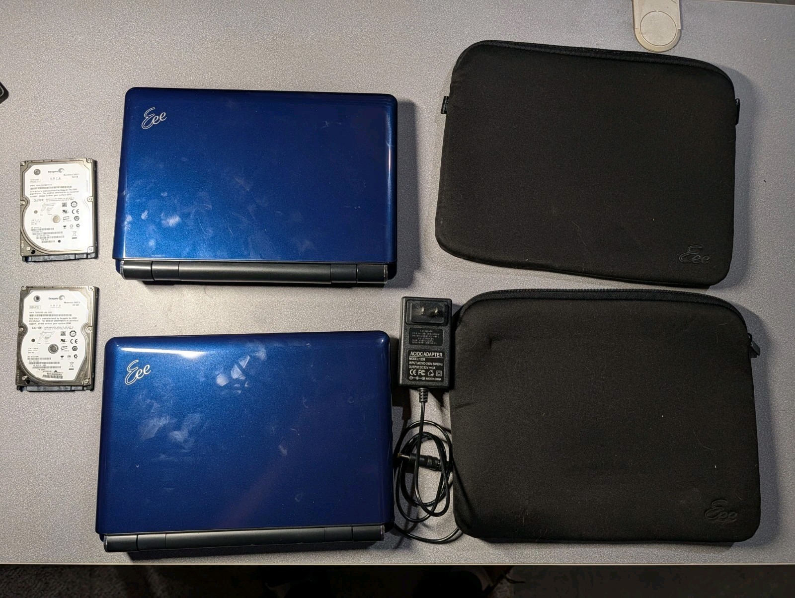 2 ASUS EEE PC 1000HE Laptops 10-inch, WiFi, 2GB RAM 120gb SSD