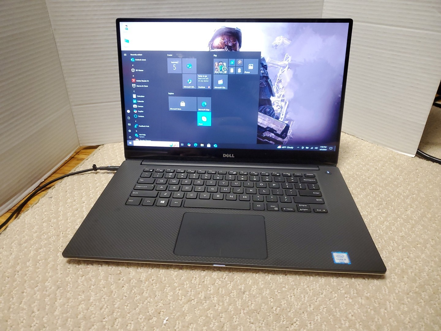 Dell XPS 15 9550 i5-6300HQ 2.30GHz 8GB RAM 1TB Touchscreen Win 10 PRO.