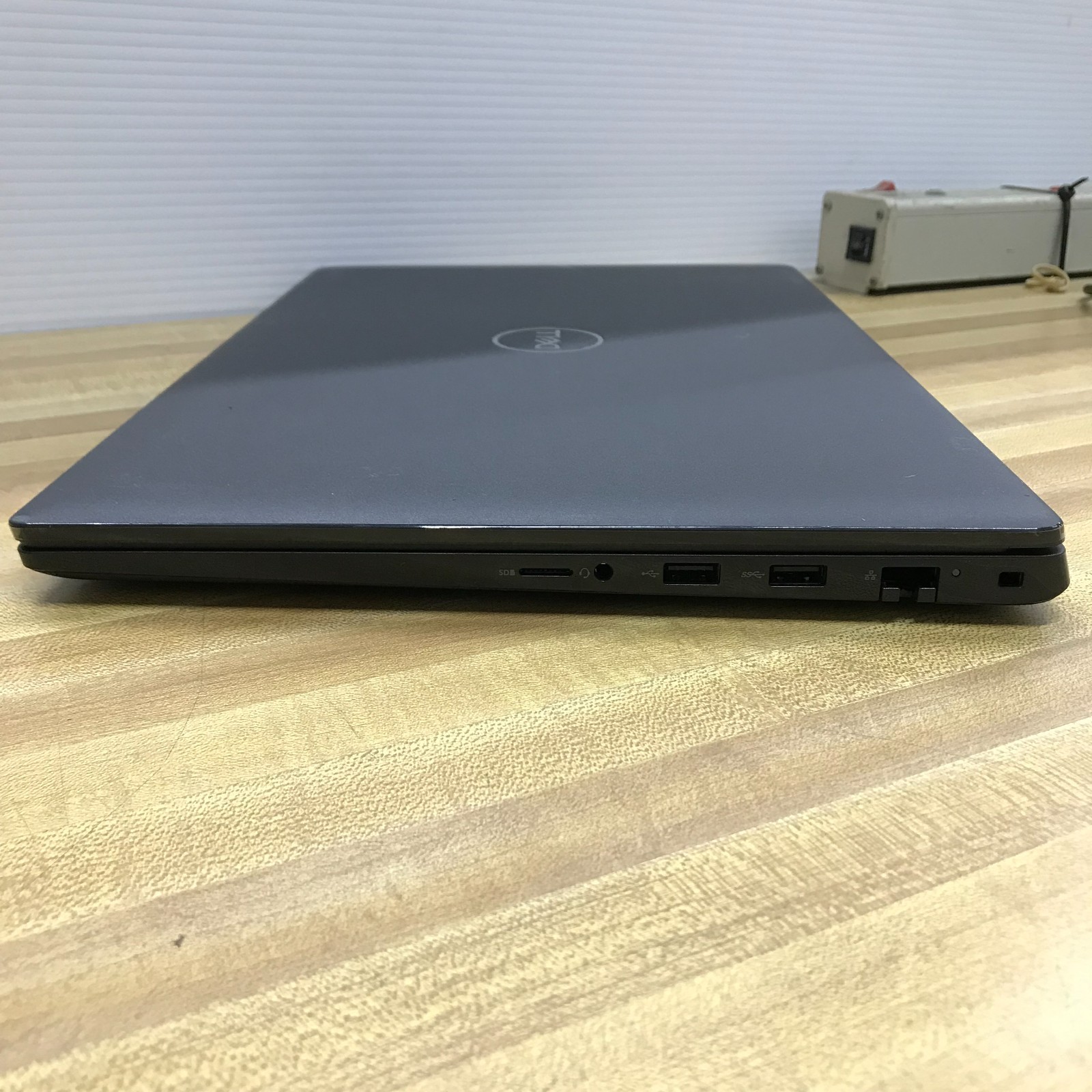 Dell Latitude 3520 15.6″ i5-1135G7 2.4GHz 16GB RAM 128GB SSD (Windows 11 Pro)