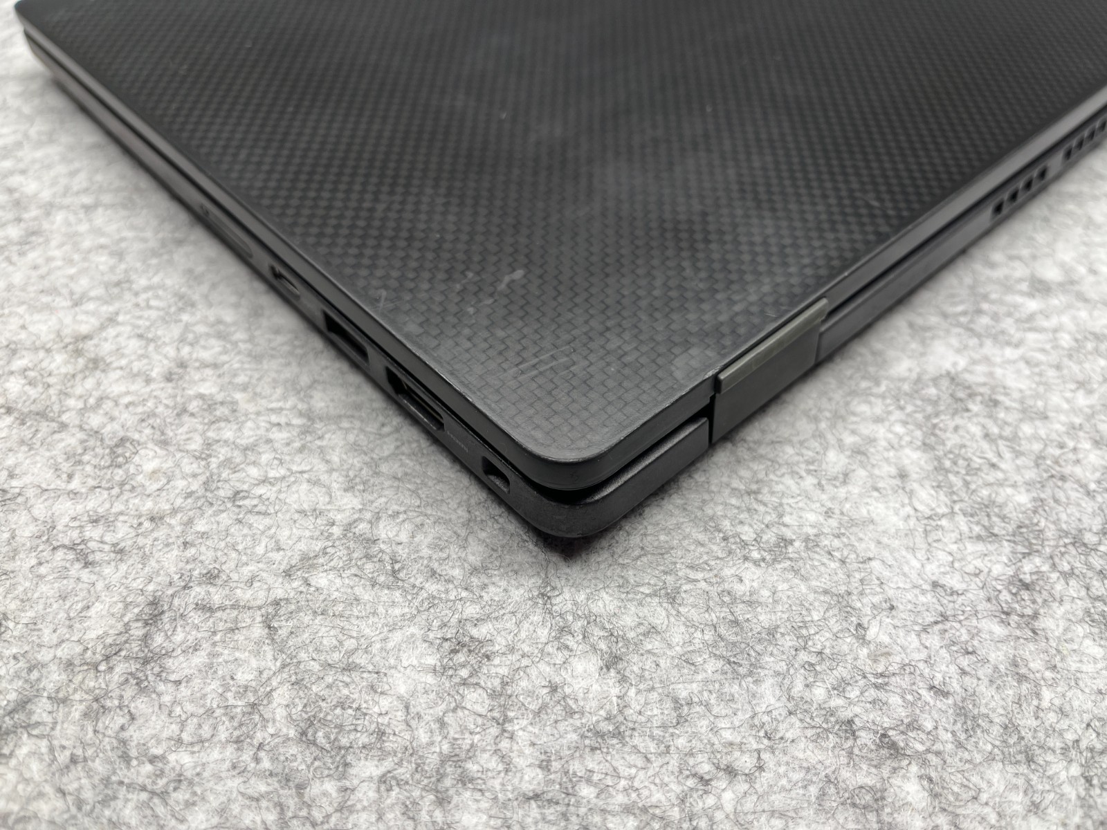 Dell Latitude 7330 13.3″ 10-Core i5-1245U 16GB 256G NVMe, Win11 Pro Touch Scren