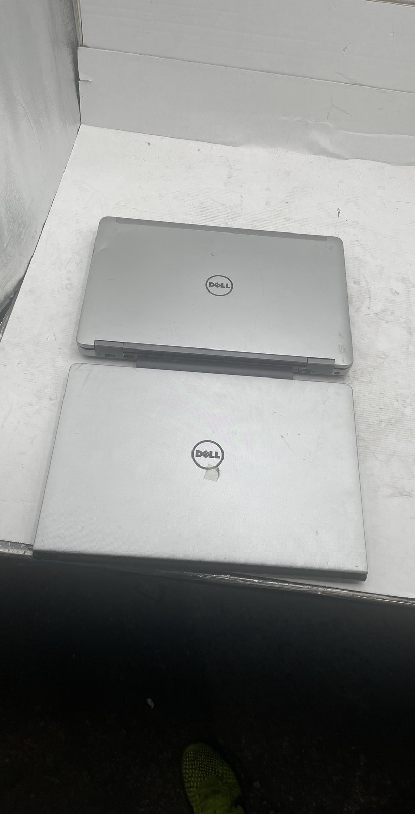 Dell Latitude 3380 Intel Core i7 S/N 9SFYL32 13.3″ Laptop No HDD Lot of 2