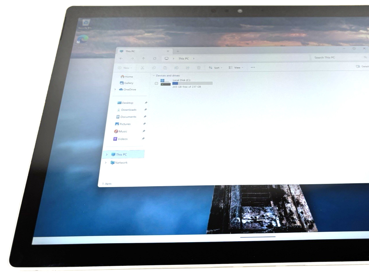 Microsoft Surface Book 2 1832 i5-7300U RAM 8GB 256GB 13.5″ Tablet Grade A