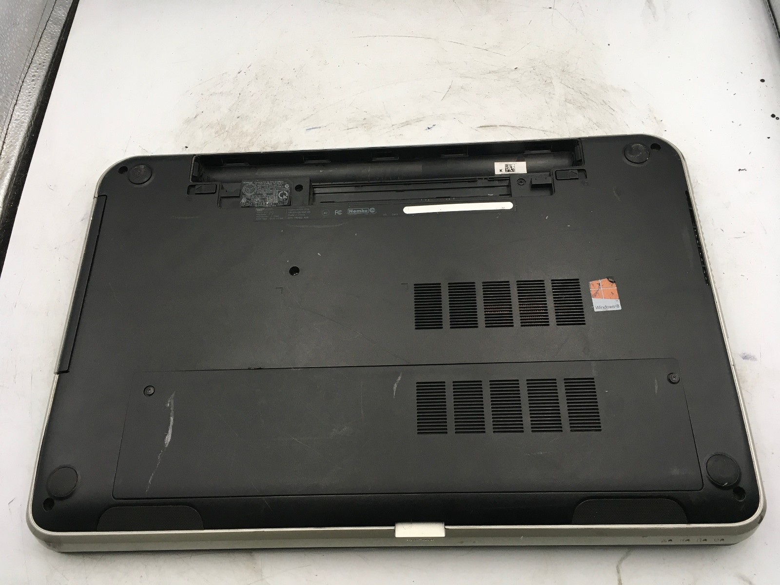 DELL INSPIRON 5735 – BOOTS TO BIOS – AMD A8 5545M – NO RAM -READ DESCRIPTION- BB