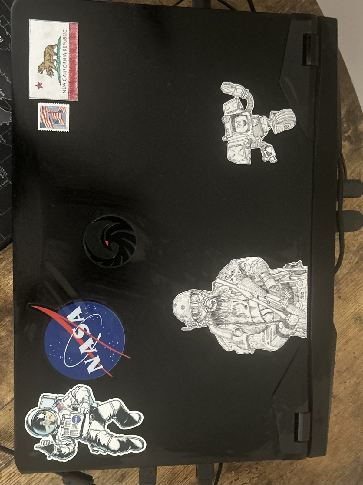 MSI Alpha 17 C7V, RTX 4070, 2tb, 32gb Ram, Ryzen 9 7945HX, Gaming Laptop