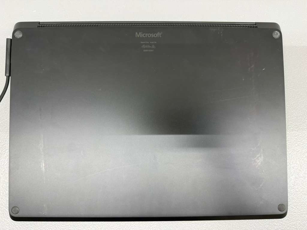Microsoft Surface Laptop 2 1769 i7-8650 16GB 512GB 13.5″ Touch Win 11 No Battery