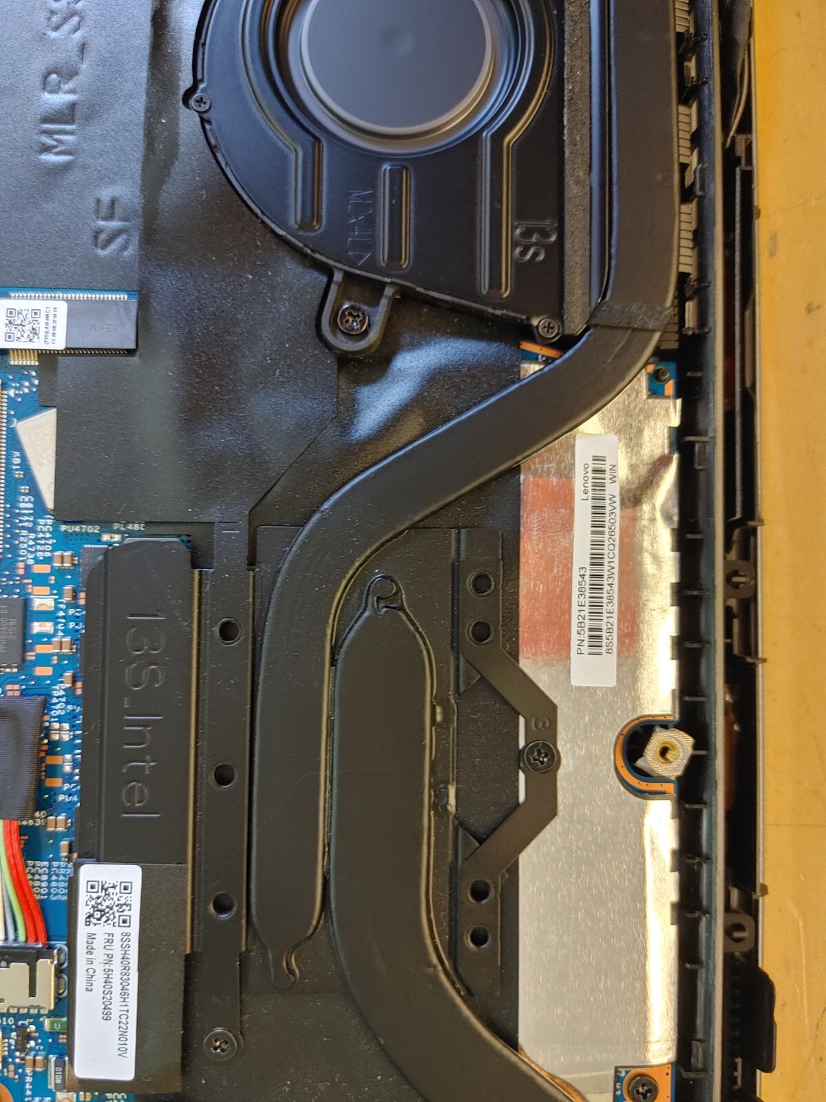 Lenovo ThinkBook 13s G4 Core i5-1240P @ 2.11GHz, 8GB RAM, NO SSD ,FOR PARTS / Re