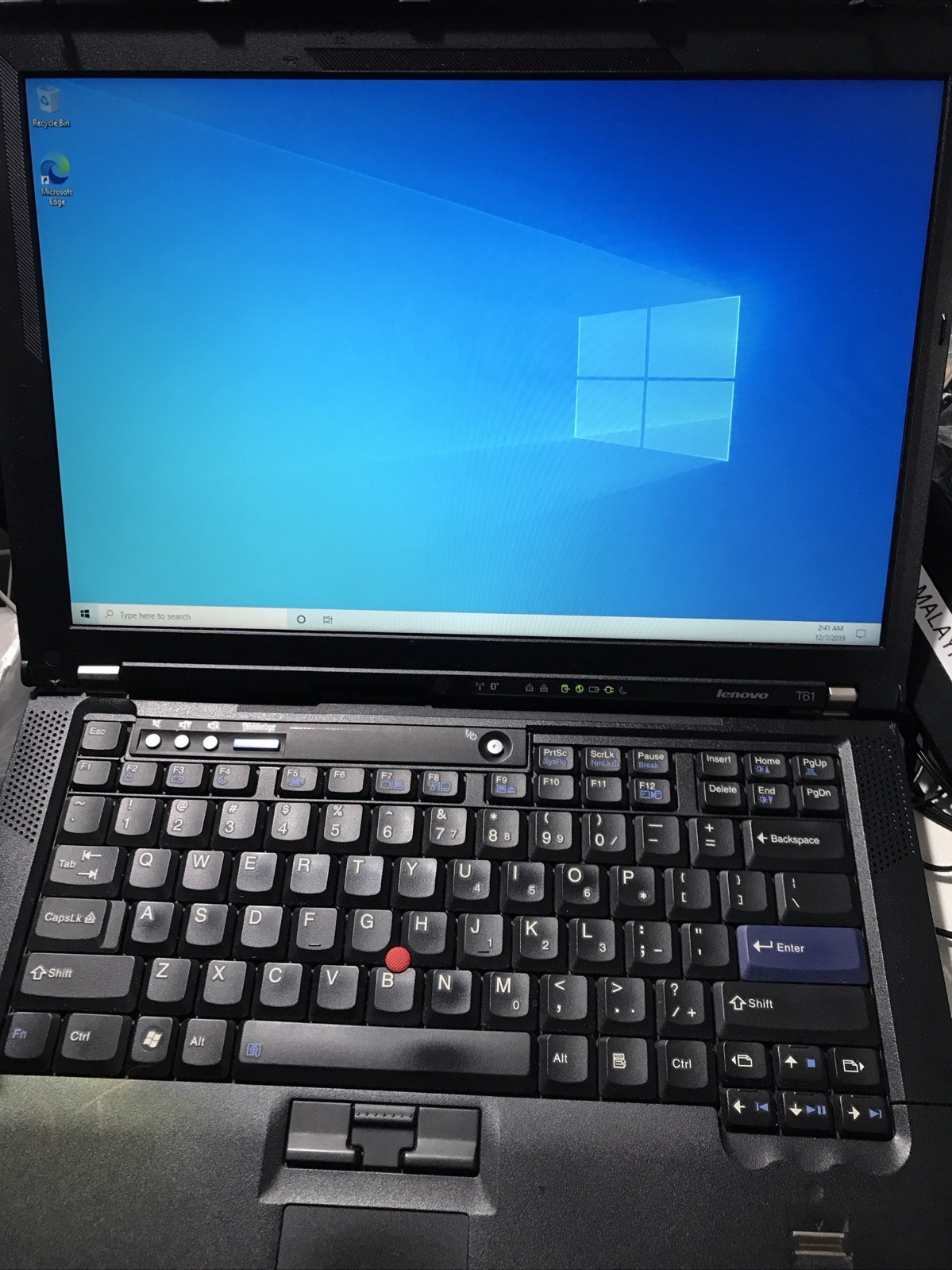 IBM Lenovo ThinkPad T61 14″ LCD T7300 2.00GHz 2GB RAM 112GB HDD Windows 10 PRO