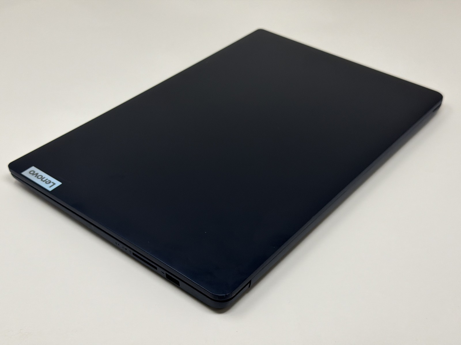 Lenovo IdeaPad 15IJL7 Intel Pentium Silver N6000 1.1Ghz 4GB 128GB eMMC 15in Good