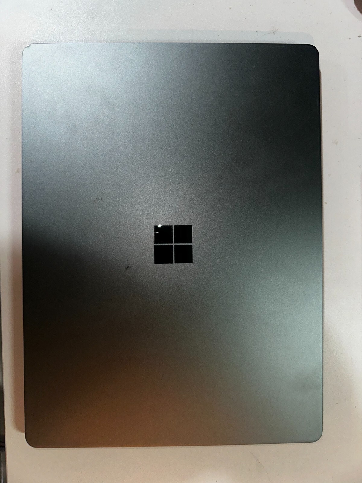 Microsoft Surface Laptop Go 2: Intel Core i5-1135G7; 8GB RAM; 128GB SSD; M#2013