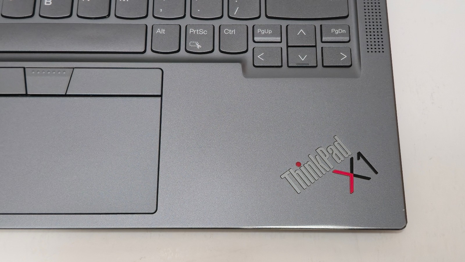 Lenovo ThinkPad X1 Yoga Gen 6 (i7-1185G7 CPU, 32 GB RAM 1 TB SSD) 14″ 4K Touch