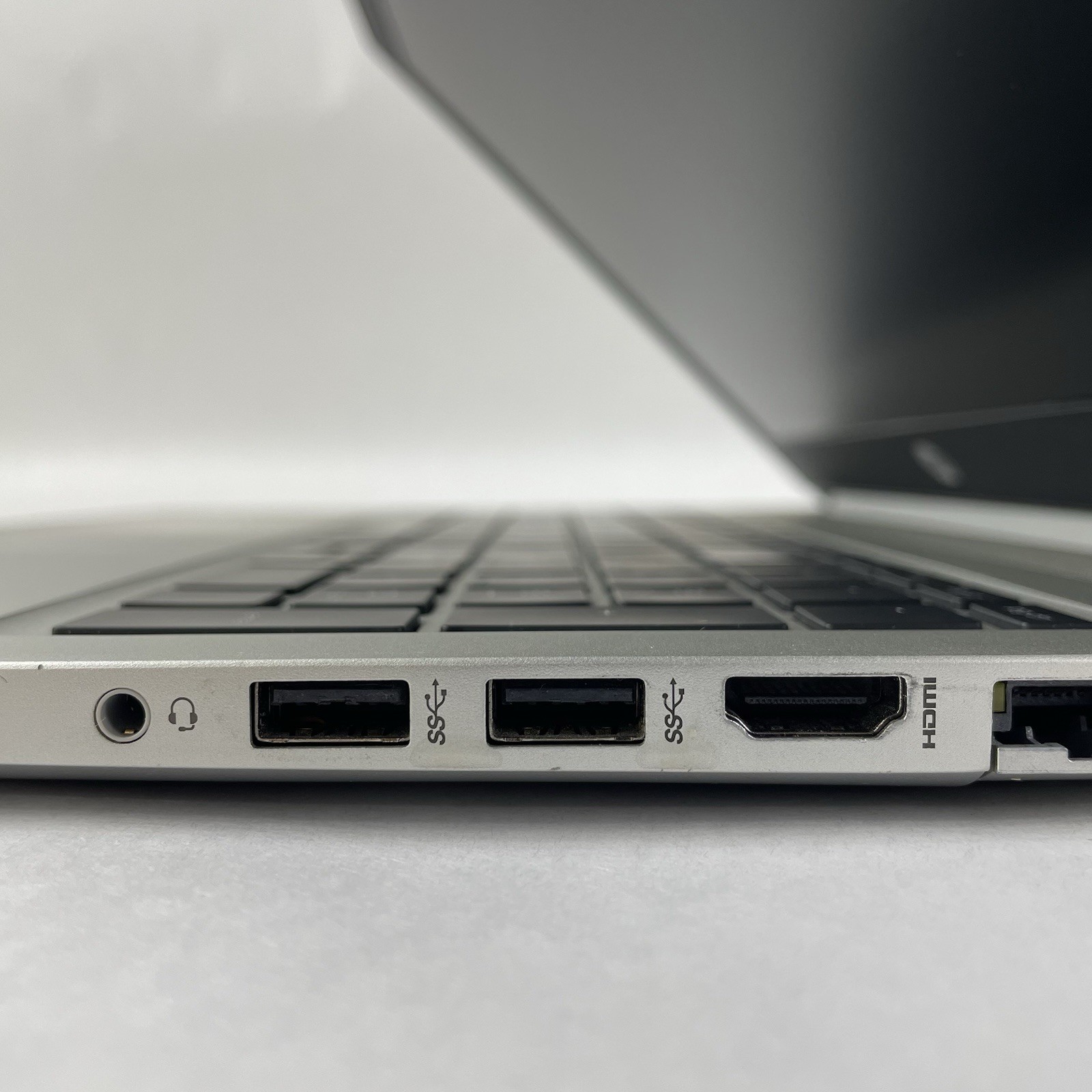 HP ProBook 455 G7 15.6″ Ryzen 5 4500U 2.375 GHz 8 GB RAM No SSD/OS/AC