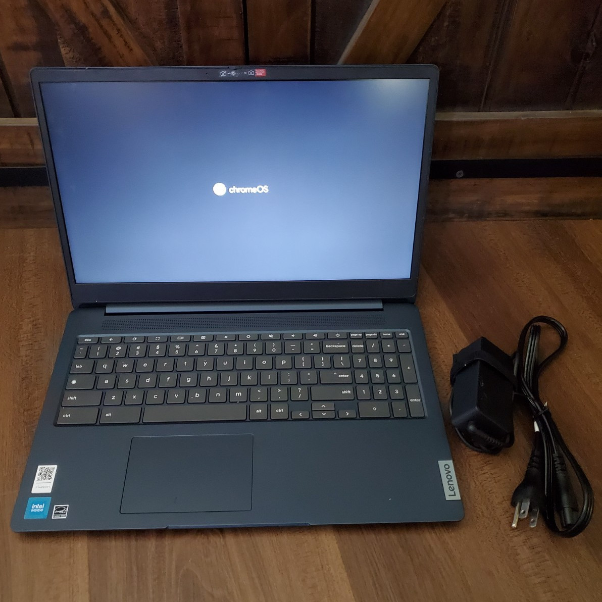 Lenovo IdeaPad 3 Chrome 15IJL6 15.6in Chromebook Blue Chrome OS w/Charger