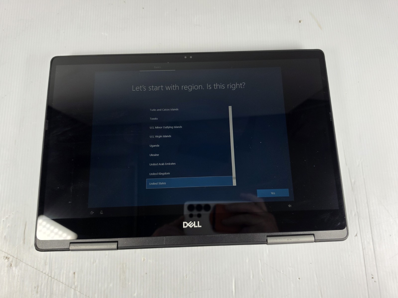 DELL Inspiron 7573 2-in-1 15.6″ Laptop i5-8250U 1.60GHz 8GB RAM 2TB HD FHD