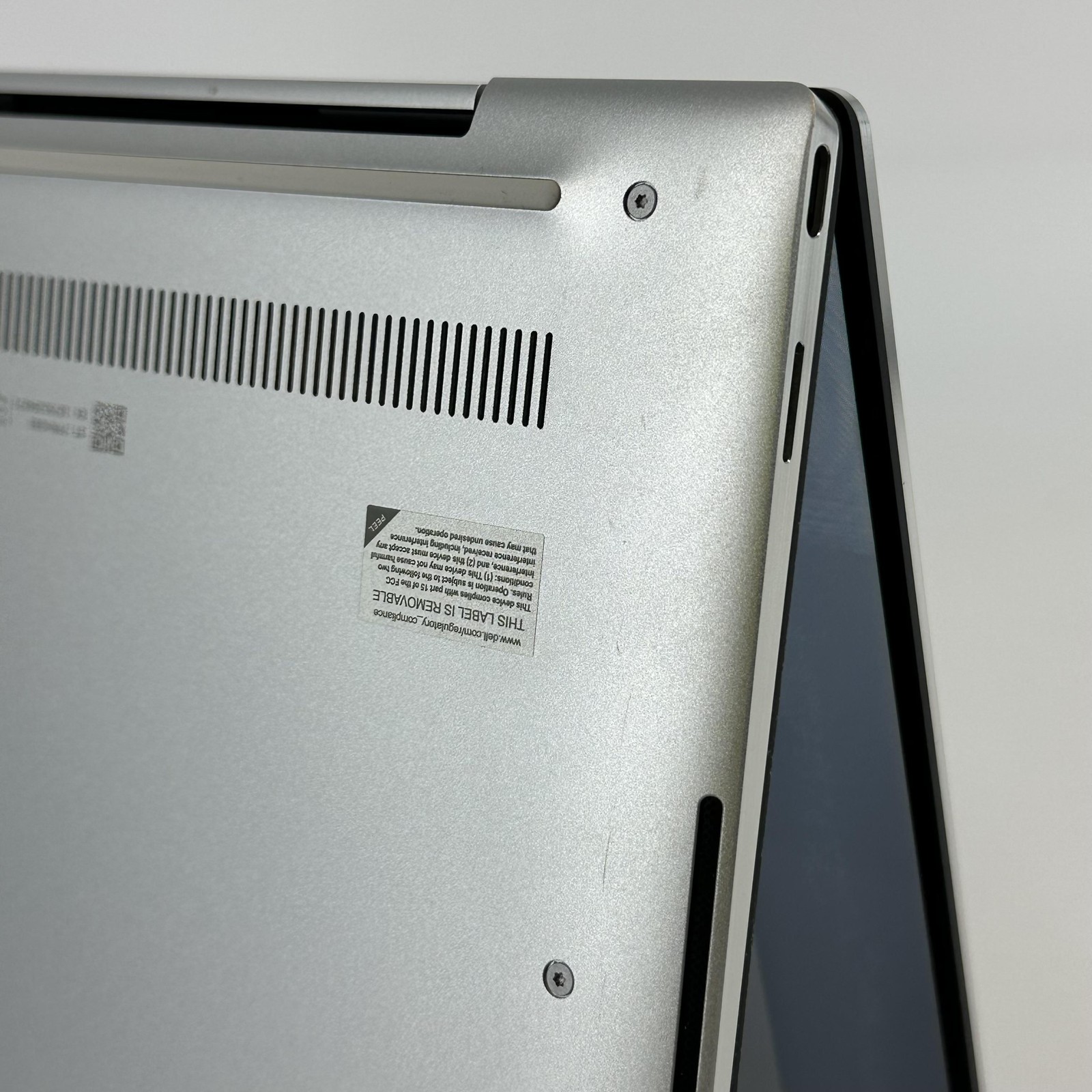Dell XPS 13 9310 FHD+ TOUCH i7-1165G7 2.80GHz 16GB 512GB WATER DAMAGED SCREEN