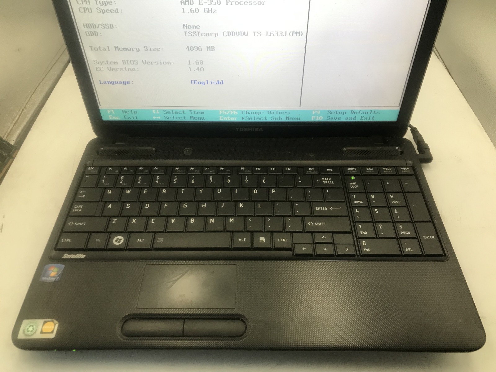 TOSHIBA SATELLITE C655D S5209 – BOOTS TO BIOS – AMD E 350 – NO RAM -READ DESC-BB