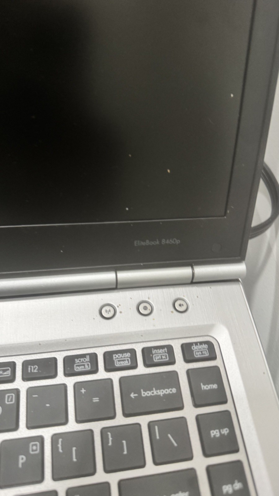 HP EliteBook 8460p Laptop i5 2.5GHZ 300GB HDD 4GB RAM DDR3 Windows 7 COMPLETE
