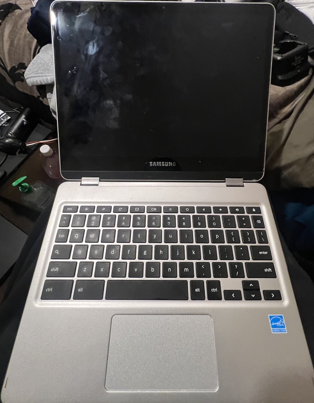 Samsung XE513C24 Chromebook 12.2″ Intel Celeron Chrome Laptop (Works but Locked)