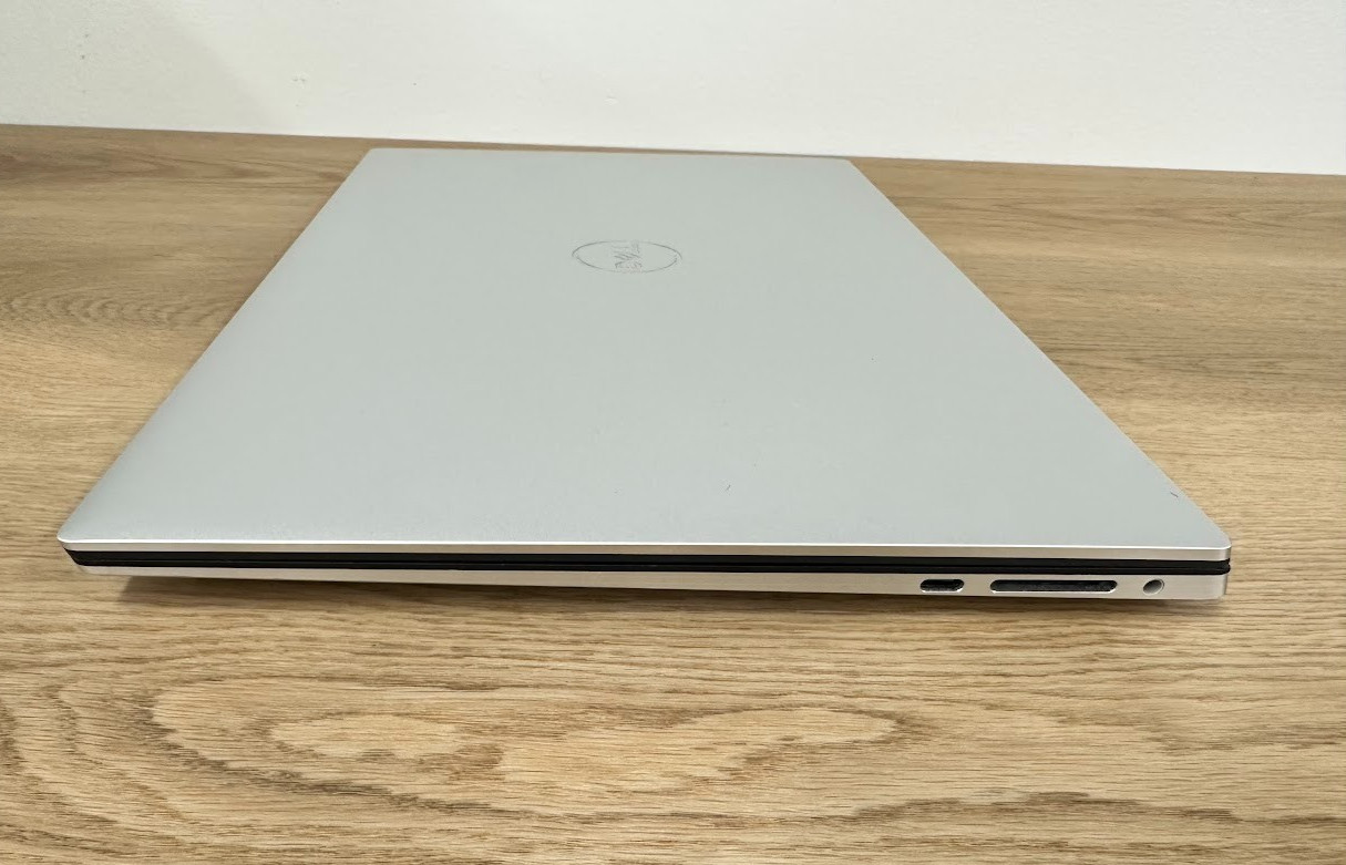 Dell XPS 15 9520, Core i9 12900HK, 32GB DDR5, Nvidia GeForce 3050Ti, 512GB SSD