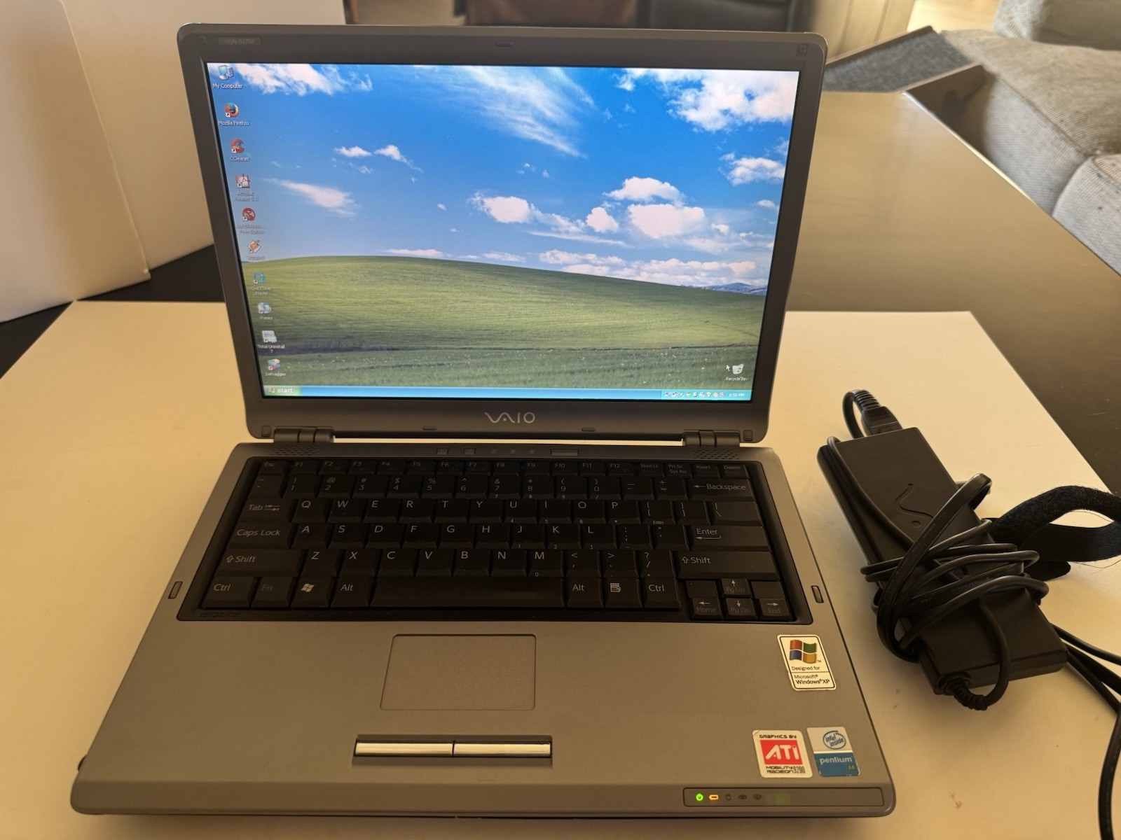 Sony VGN-S170P PCG-6C3L Pentium M 1.5GHz 1GB 128GB Disc Win XP Laptop