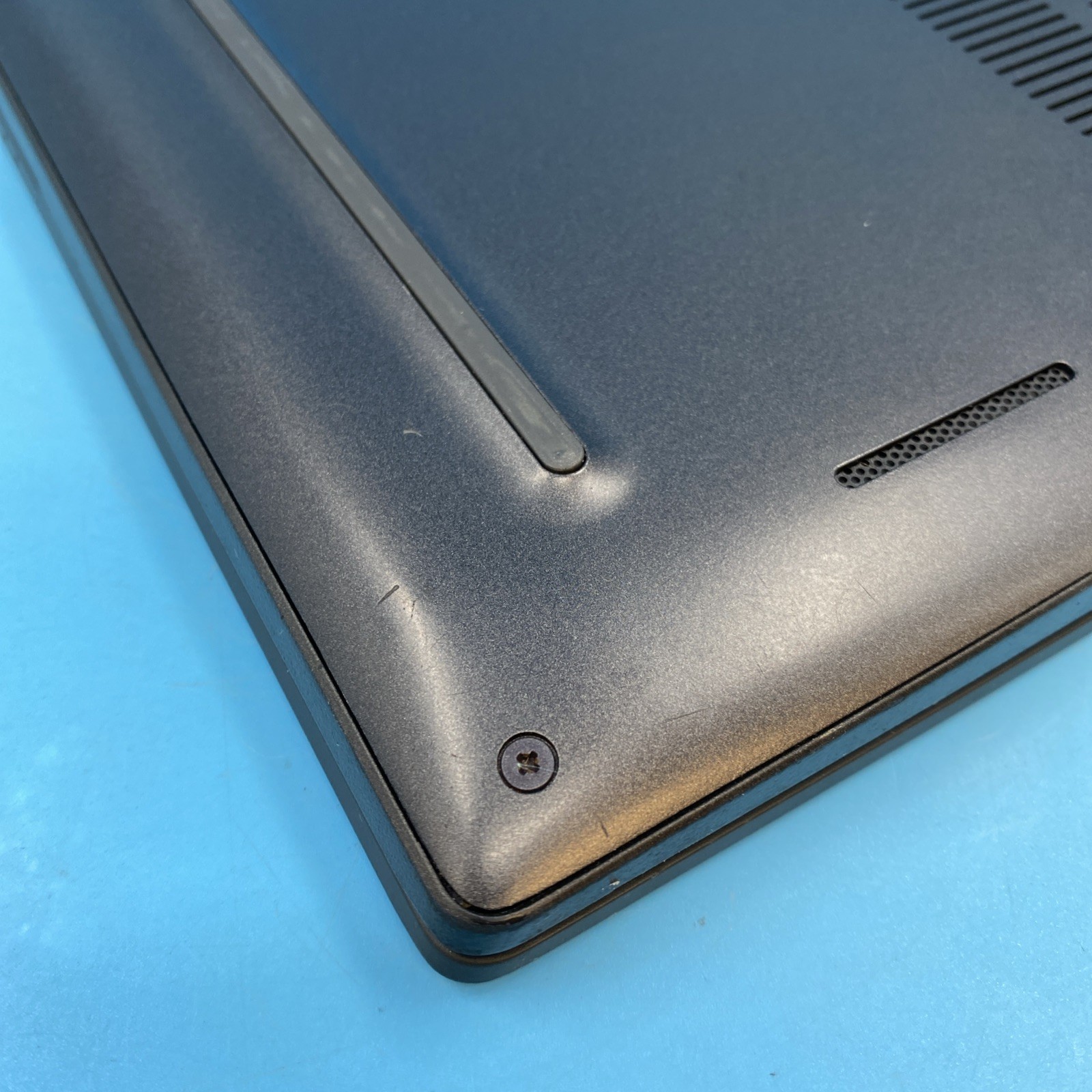 Dell Latitude 7420 | i5-1145G7 | 8GB RAM | 256GB SSD | WIN 11 PRO | 72% BATT