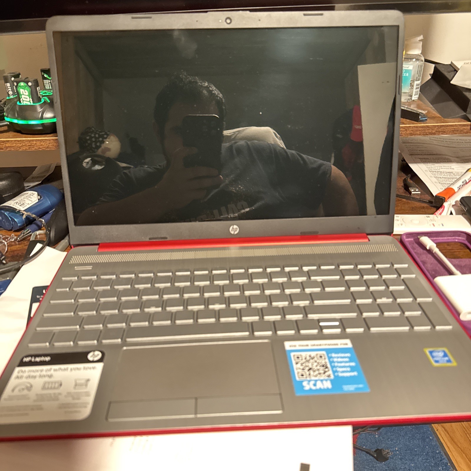 HP 15-fd0083wm (128GB SSD, Intel Pentium N-Series, 1.80 GHz, 4GB) Laptop – Red –