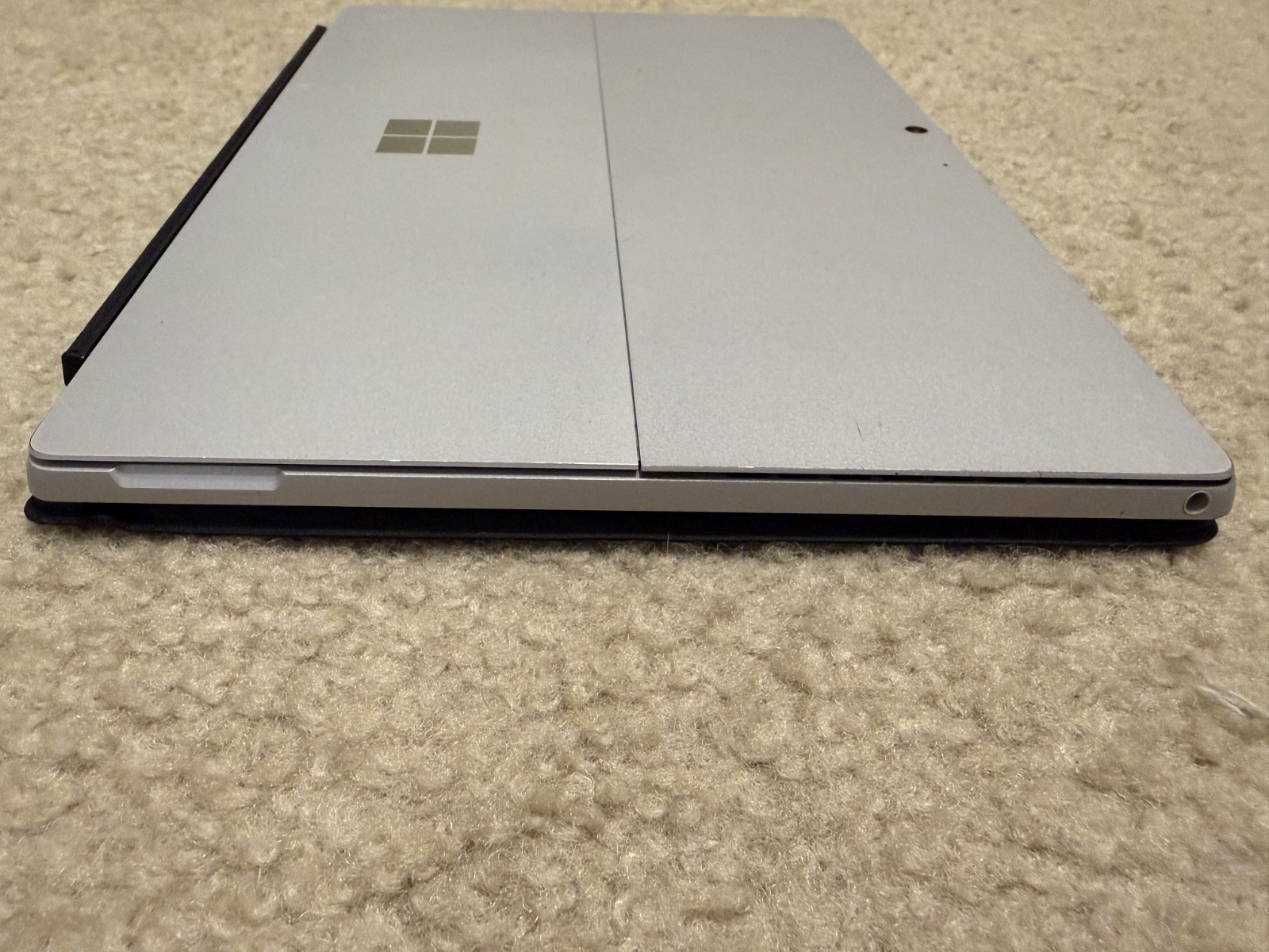 Microsoft Surface Pro 7 1866 i7-1065G7 16GB RAM 512GB SSD Silver W/ Extras!