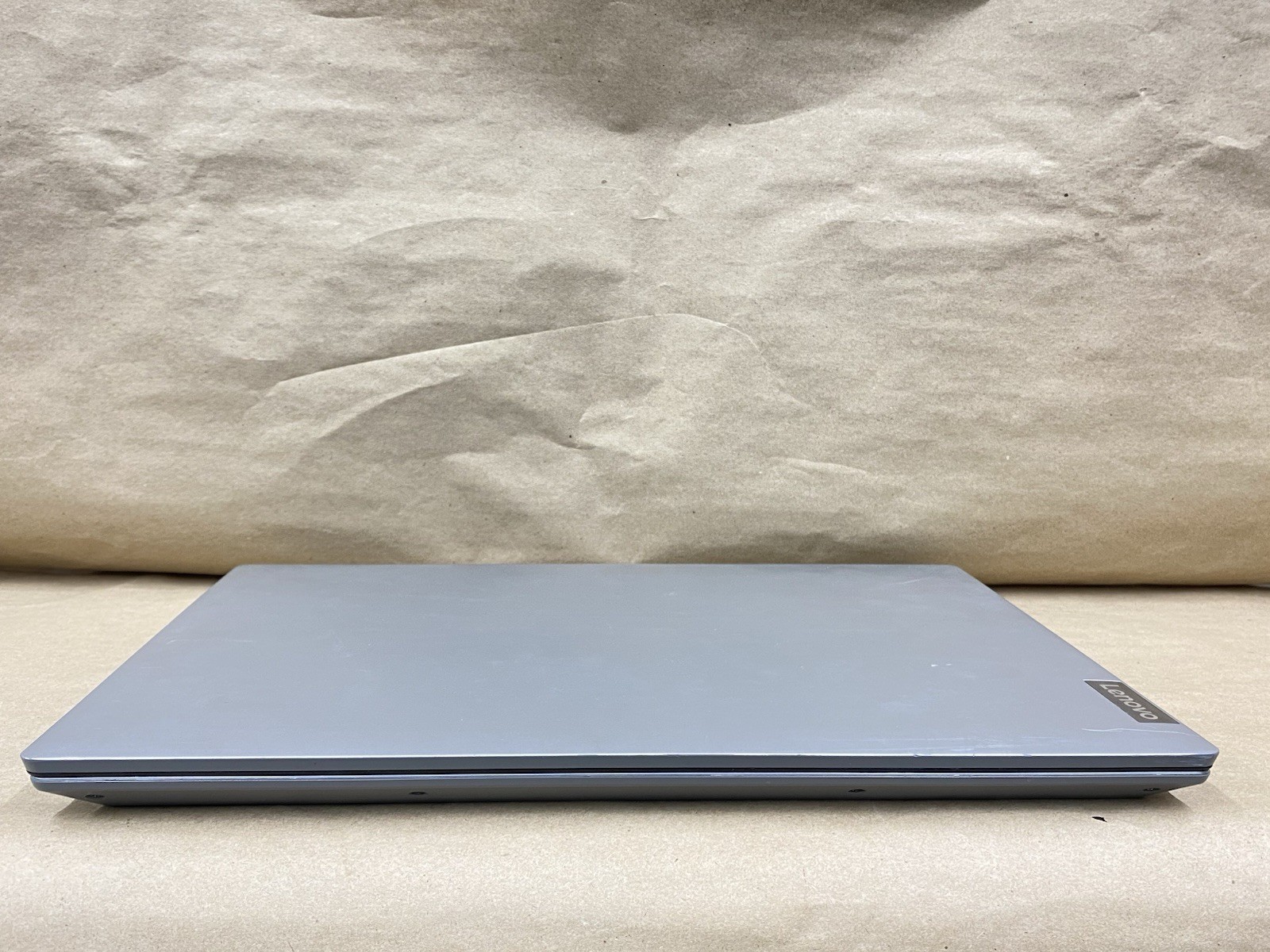 Lenovo 81LG – 15.5″ 1366×768 – 5405U – 12GB – 256GB SSD – Win 11 Pro