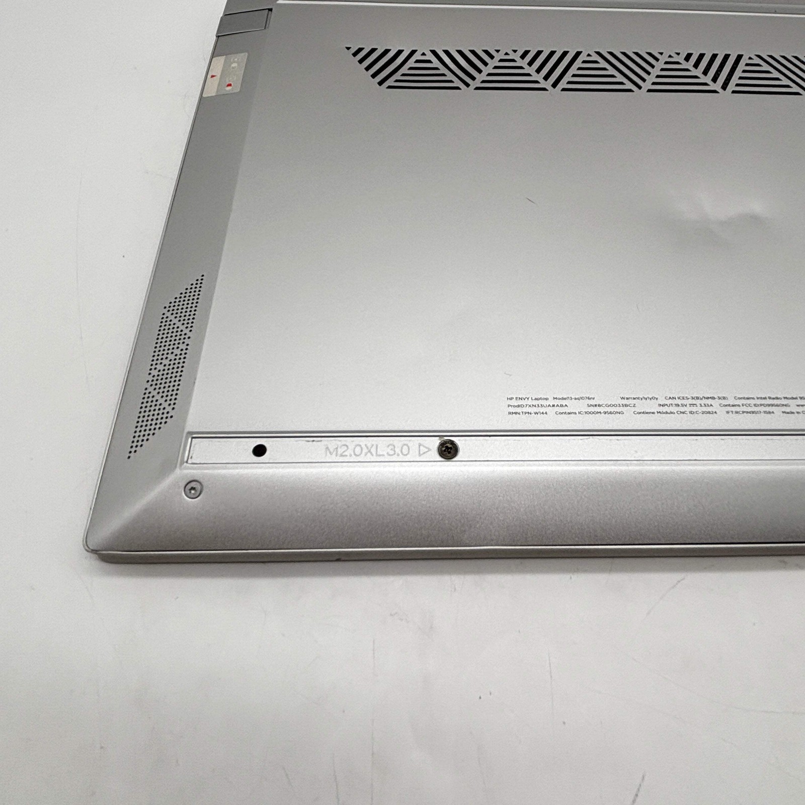 Broken HP Envy 13-AQ1076NR 13″ i7-1065G7 1.3GHz 8GB RAM 512GB SSD Read