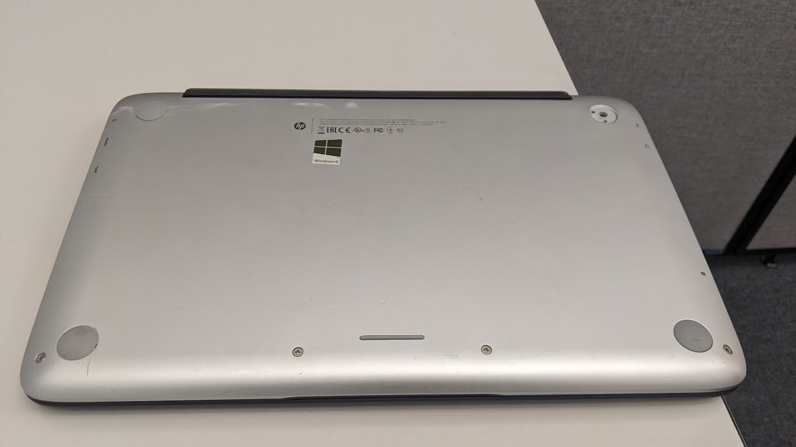 HP Pavillion X2 10-N113DX 10.1″ Intel Atom X5-Z8300