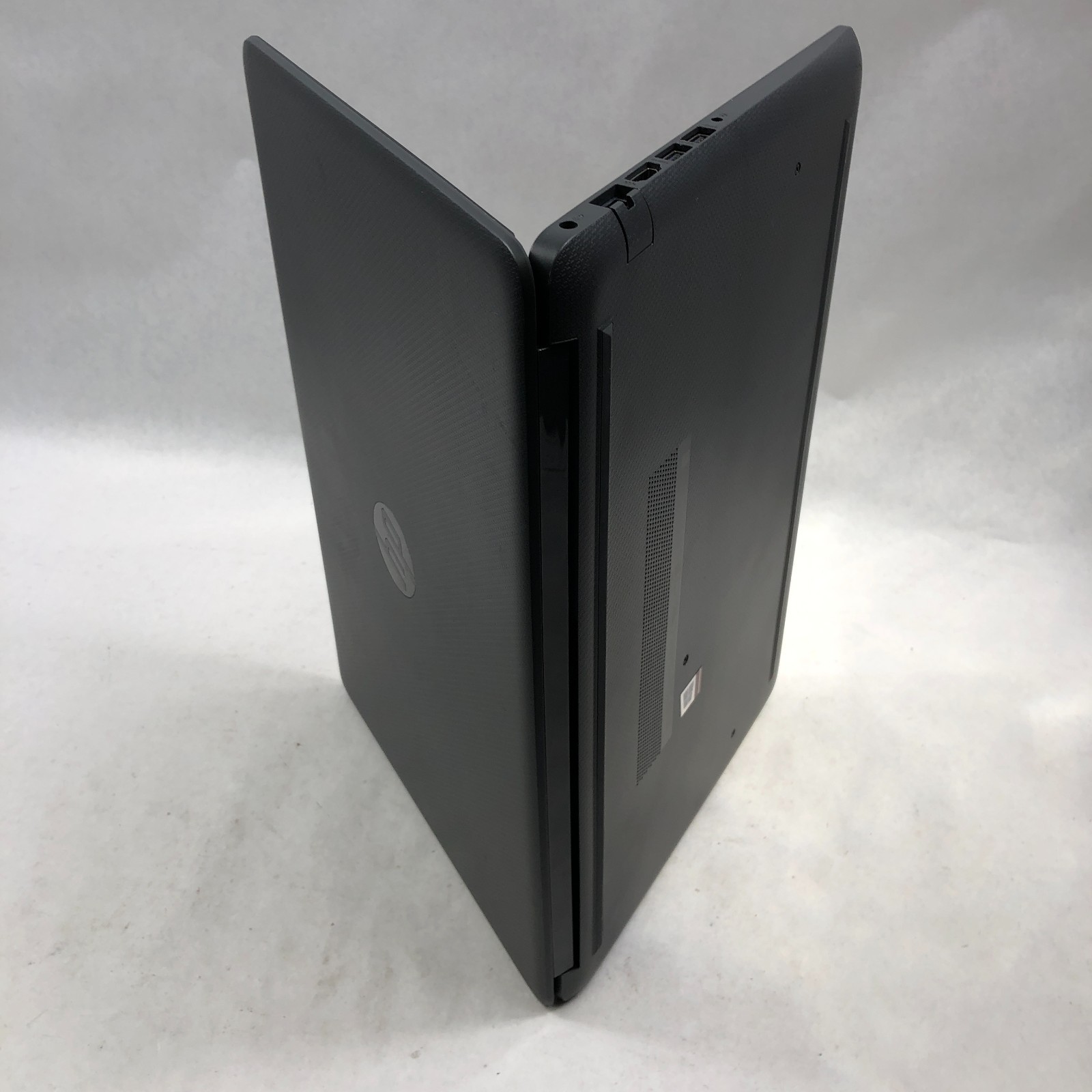 HP 250 G7 15.6″ Laptop Intel Core i5-1035G1 1.0GHZ 8GB RAM 256GB SSD No OS READ