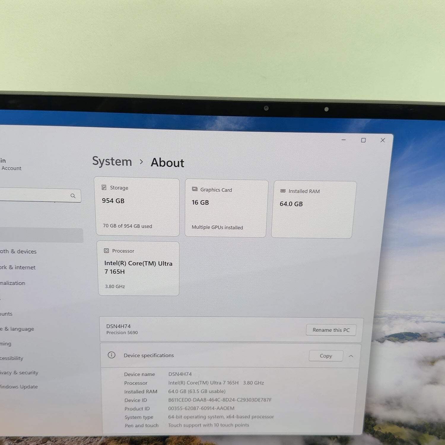 Dell Precision 5690 16″ Core Ultra 7 165H 3.8GHz 64GB RAM 1TB SSD RTX 4090