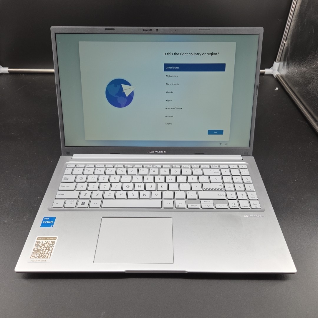 ASUS F1504V VIVOBOOK 15.6 I5-1334u 8GB,RAM 512GB SSD NO CHARGER (EFC)