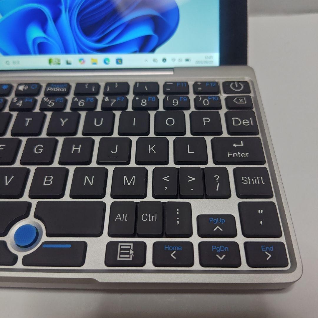 GPD Pocket UMPC Portable PC Intel Atom x7 Z8750 8GB/128GB WIndows11 Japan