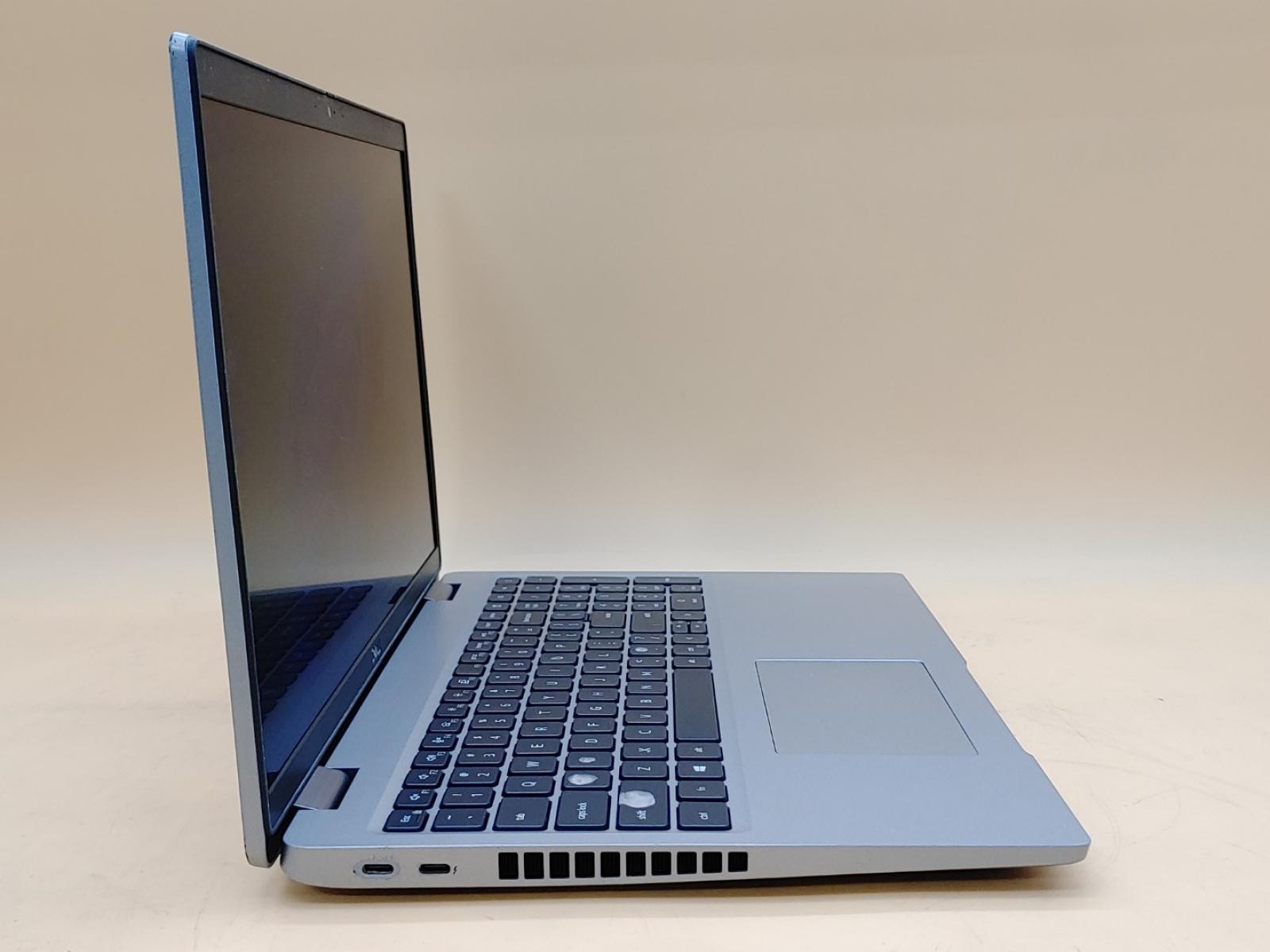 Dell Latitude 5520 15.6″ Intel i5-1135G7 8GB 256GB Win11Pro *NO A/C* ***READ****