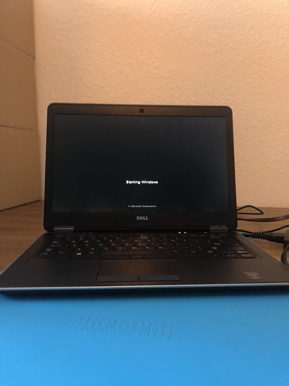 Dell Latitude E7440 Intel Core i5-2520 4GB RAM 128GB SSD Windows 7 Pro