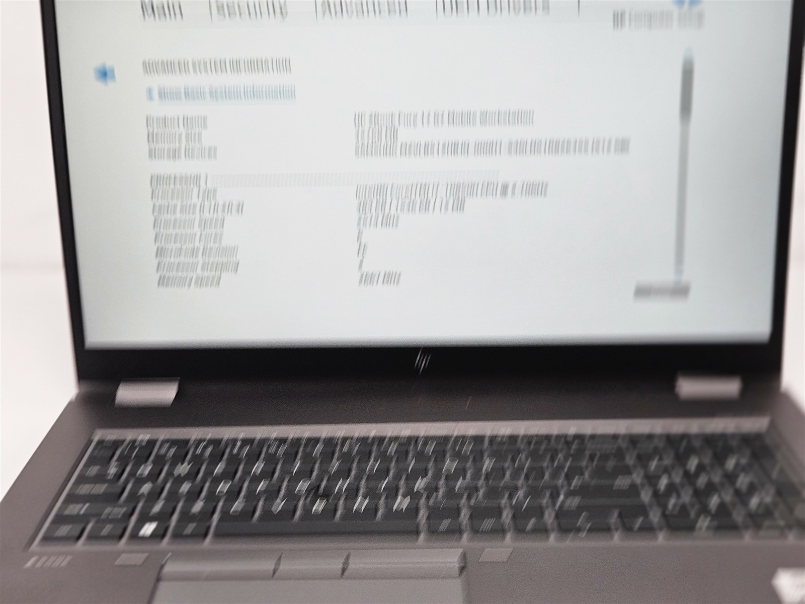 HP ZBook Fury 17 G7 32GB 512GB SSD i7-10850H 17.3″ Workstation RTX 4000