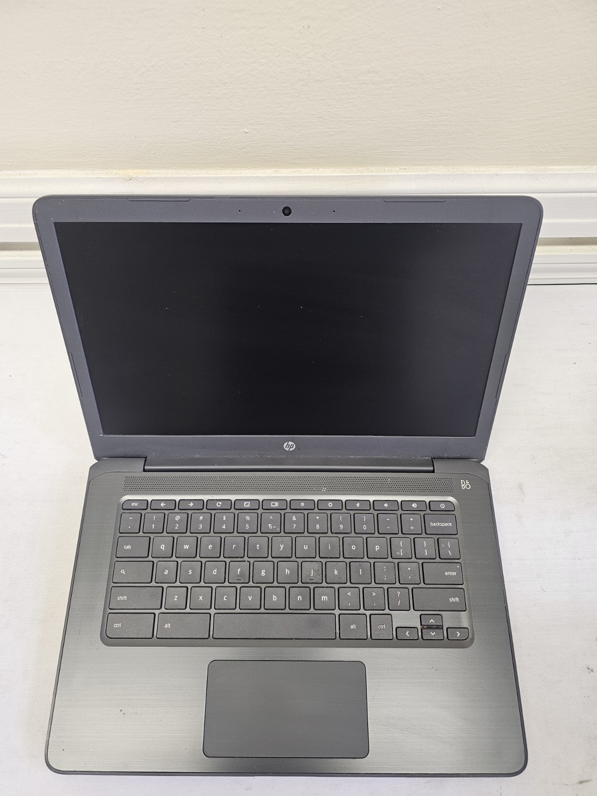 HP ChromeBook 14-db0023dx Laptop – AMD Radeon R4 – 4GB RAM – 2GB SSD – Chrome OS